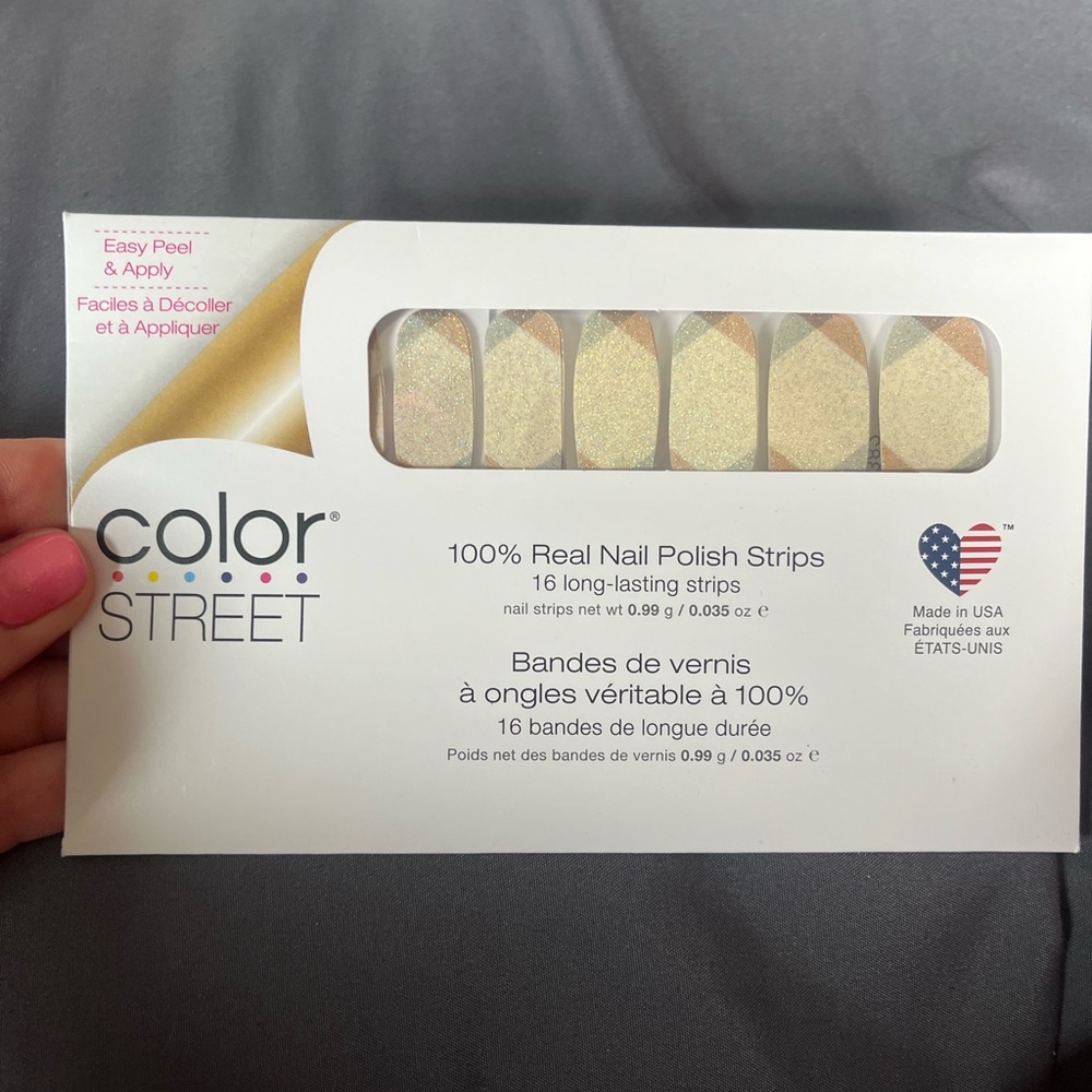 Color Street Glittering Gold Nail Strips